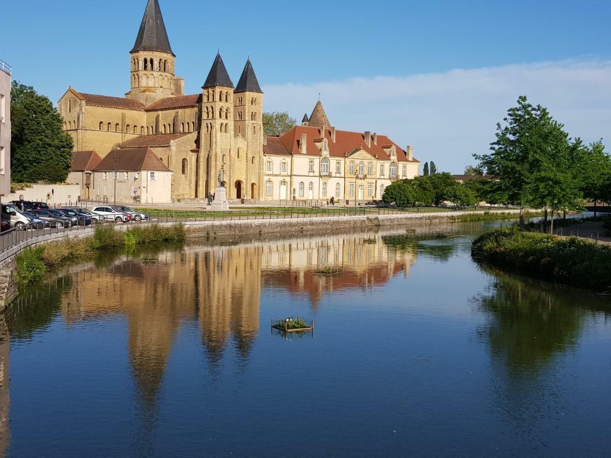 Hotel Aux Vendanges De Bourgogne Паре-ле-Моньяль Экстерьер фото